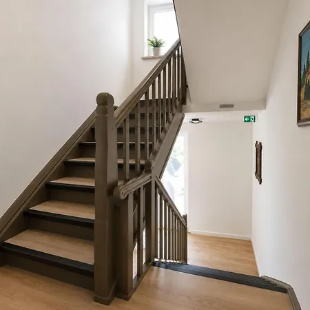 Apartamento Zum Rheinberg Rhein