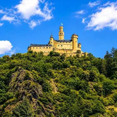 Zum Rheinberg Rhein *